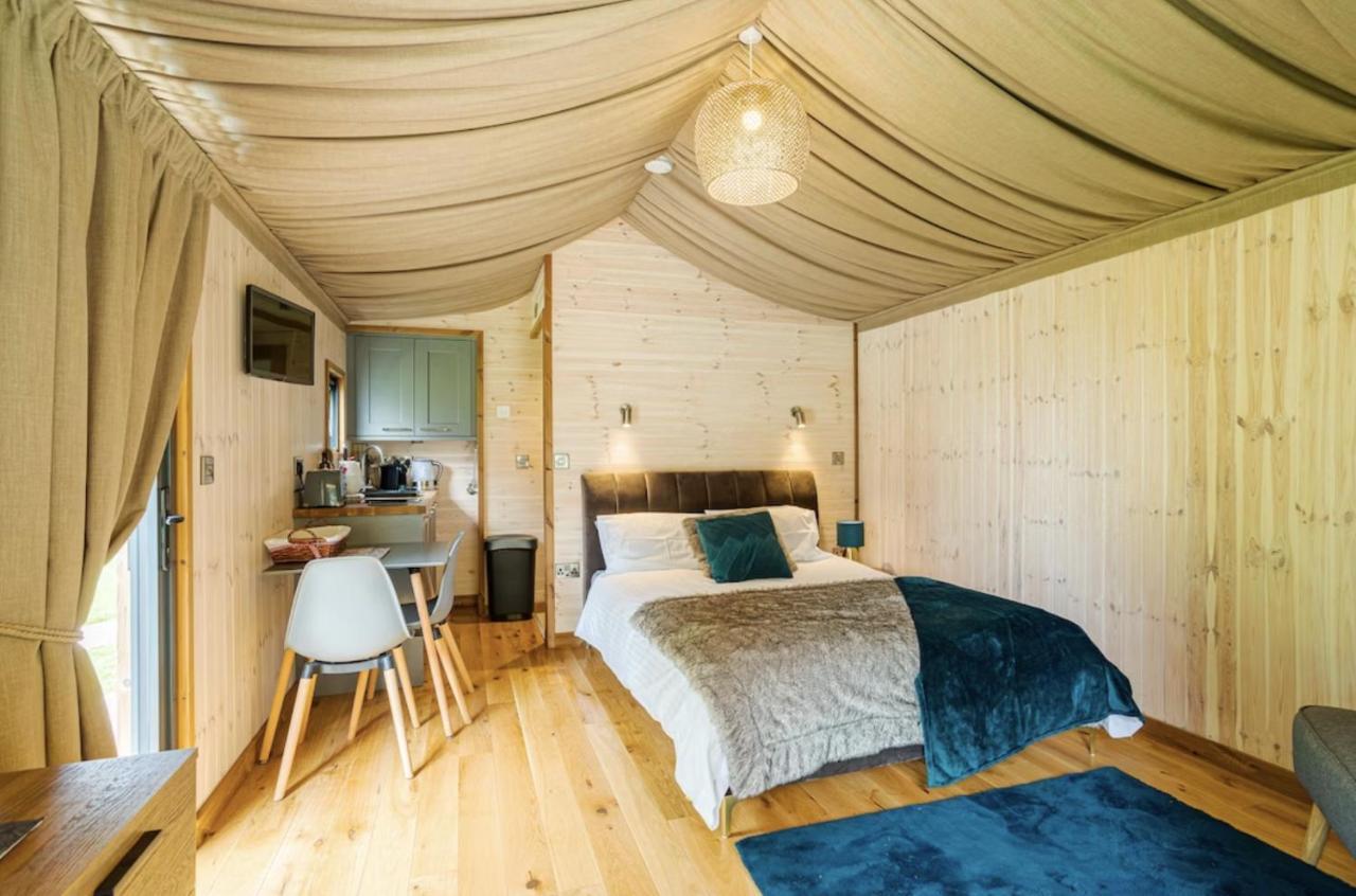 Lodge Riverside
