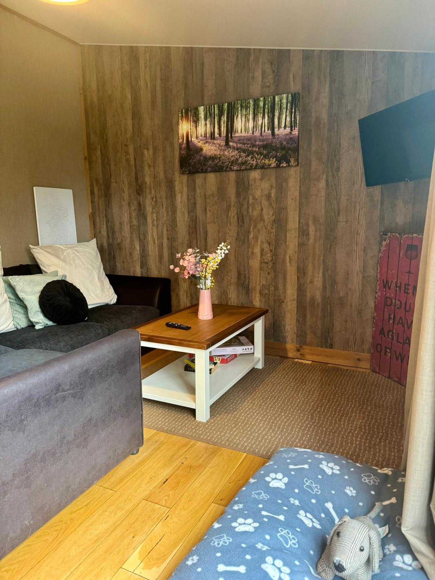 Lodge Riverside Shrewsbury